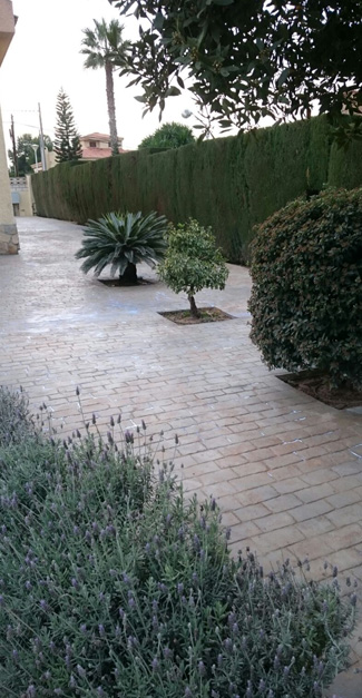 Pavimentos Andreu hormigon impreso jardin
